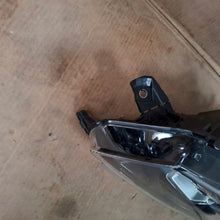 Laden Sie das Bild in den Galerie-Viewer, Frontscheinwerfer Opel Zafira Vivaro C 9847209980 Links Scheinwerfer Headlight SCH4455151839be