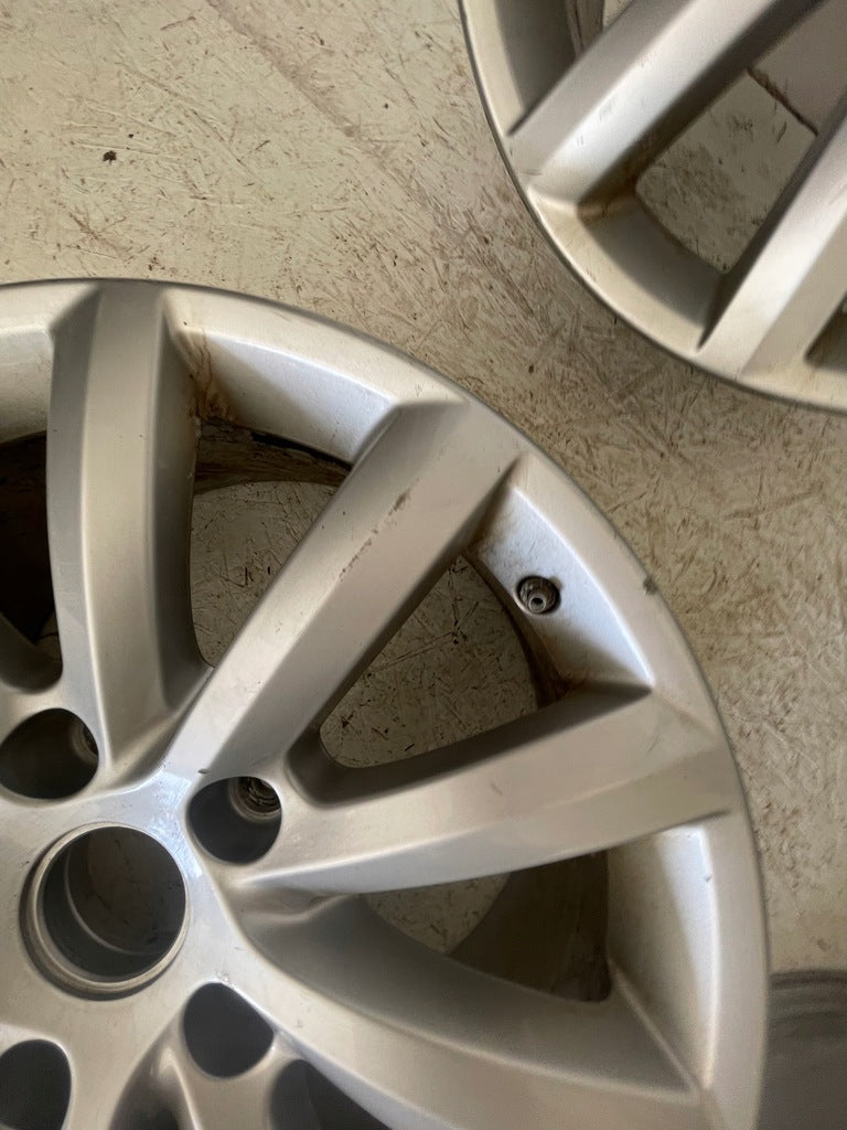 4x Alufelge 19 Zoll 8.5" 5x130 59ET Glanz Silber 7P6601025 VW Touareg 7p6 FEL6584351896wb