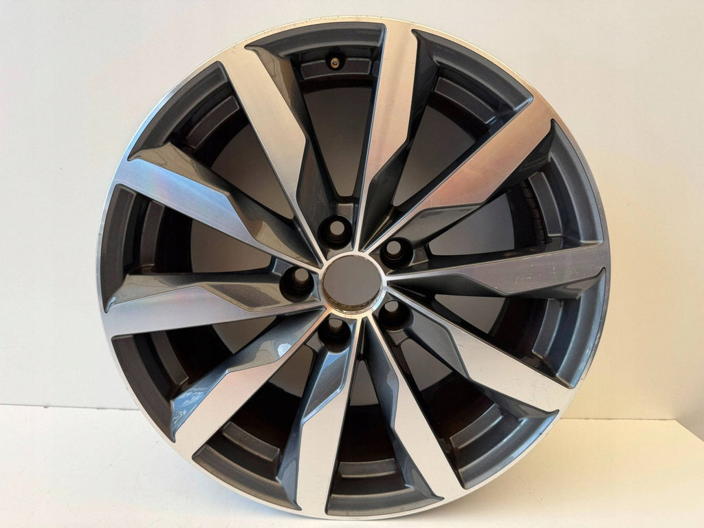 1x Alufelge 18 Zoll 5x112 8W0601025FJ Audi A4 B9 Rim Wheel FEL8780454935st
