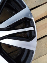 Load image into Gallery viewer, 1x Alufelge 20 Zoll 6.5" 5x114.3 403003803R Renault Talisman Scenic Rim Wheel FEL5247751895py