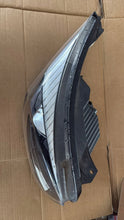 Laden Sie das Bild in den Galerie-Viewer, Frontscheinwerfer Kia Picanto 92102-G6300 LED Rechts Scheinwerfer Headlight SCH9141368390os