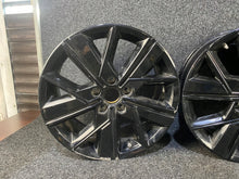 Load image into Gallery viewer, 1x Alufelge 18 Zoll 8.0&quot; 5x120 50ET Glanz Schwarz 7LA601025B VW 7la Rim Wheel
