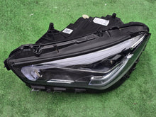 Laden Sie das Bild in den Galerie-Viewer, Frontscheinwerfer Mercedes-Benz Cla A1189068900 Links Scheinwerfer Headlight SCH7758105114xd