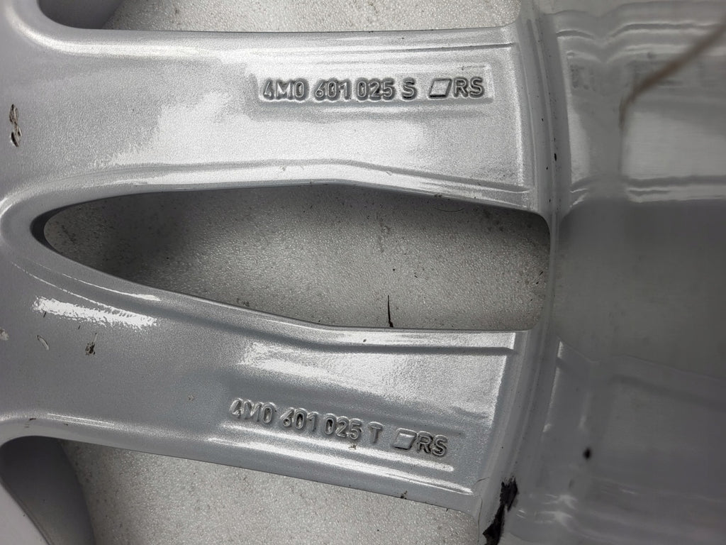 1x Alufelge 21 Zoll 9.5" 5x112 31ET Glanz Silber 4M0601025S Audi Mg Rim Wheel FEL3997975938ds