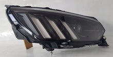 Laden Sie das Bild in den Galerie-Viewer, Frontscheinwerfer Peugeot 208 II 9823194180 LED Ein Stück (Rechts oder Links) SCH3208690688hl