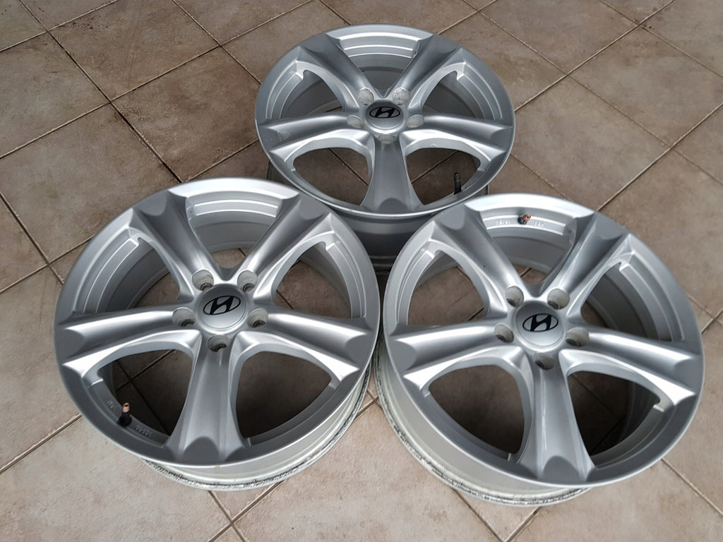 1x Alufelge 17 Zoll 7.0" 5x114.3 45ET Silber KH04-7017 Hyundai Tucson Rim Wheel