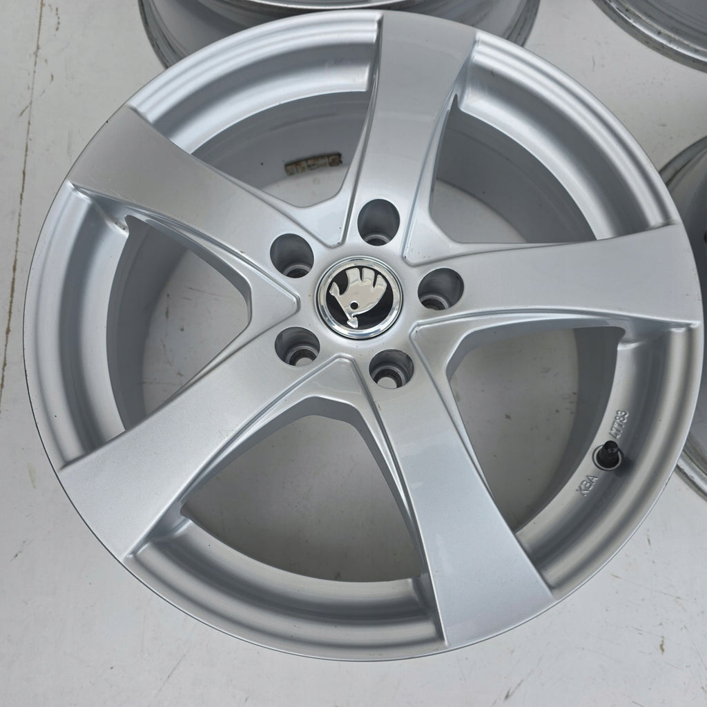 4x Alufelge 17 Zoll 7.0" 5x112 38ET 3G0601025AB Skoda Superb III Octavia Kodiaq FEL5467539656ww