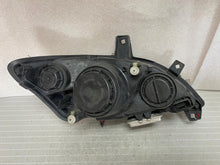 Laden Sie das Bild in den Galerie-Viewer, Frontscheinwerfer Mercedes-Benz Vito W639 A6398202861 Xenon Rechts oder Links