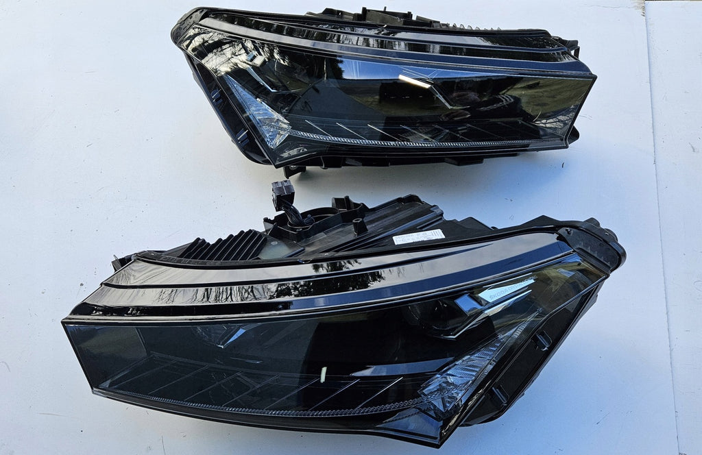 Frontscheinwerfer Skoda Enyaq 5LB941016A 5LB941015A Full LED Rechts oder Links