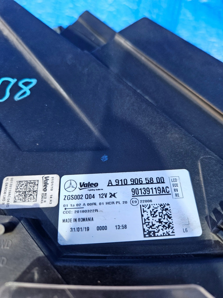 Frontscheinwerfer Mercedes-Benz Sprinter A9109065800 LED Rechts Headlight