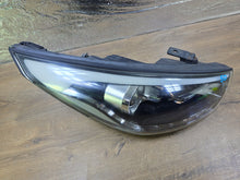Load image into Gallery viewer, Frontscheinwerfer Hyundai Ix35 Rechts Scheinwerfer Headlight SCH9836623798ks