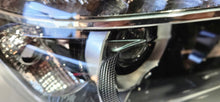 Laden Sie das Bild in den Galerie-Viewer, Frontscheinwerfer Toyota Hilux VIII 290417-2 LED Rechts Scheinwerfer Headlight