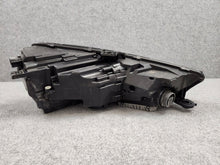 Laden Sie das Bild in den Galerie-Viewer, Frontscheinwerfer Audi A4 B9 8W0941035E-SCZ LED Links Scheinwerfer Headlight SCH3064817956ye