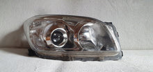 Laden Sie das Bild in den Galerie-Viewer, Frontscheinwerfer Toyota 9336860 Rechts Scheinwerfer Headlight