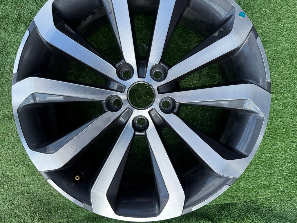 1x Alufelge 18 Zoll 7.0" 5x114.3 403001948R Renault Rim Wheel