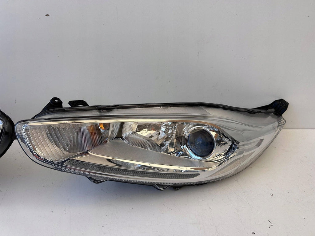 Frontscheinwerfer Ford Fiesta C1BB-13W030-CE C1BB-13W029-CE LED Ein Satz SCH4398343286cx