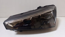 Laden Sie das Bild in den Galerie-Viewer, Frontscheinwerfer Skoda Scala 657941015A Links Scheinwerfer Headlight SCH1443821588es