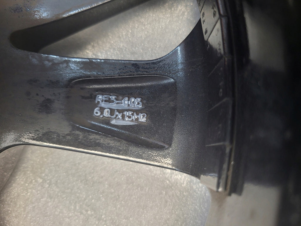 1x Alufelge 15 Zoll 6.0" 5x114.3 44ET KBA53468 Renault Clio Talisman Megane Iv FEL3227132627aa