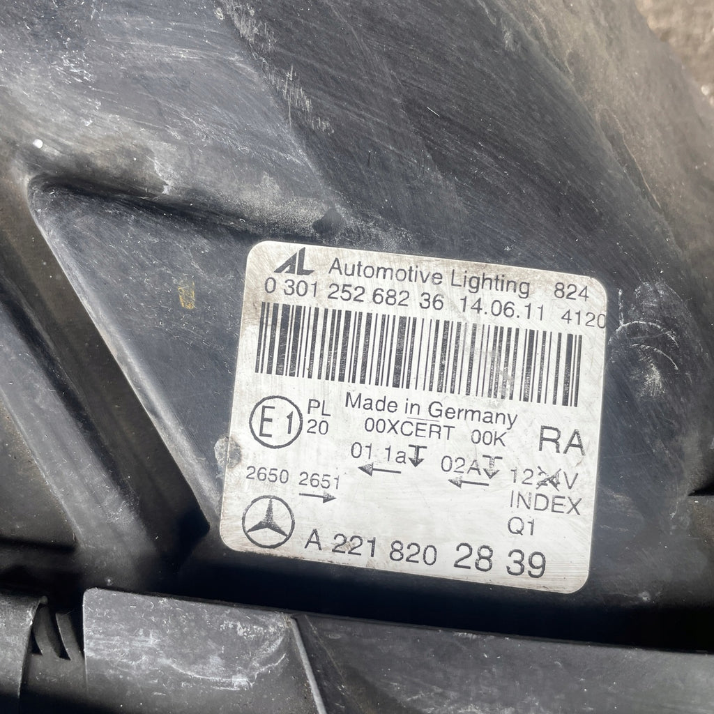 Frontscheinwerfer Mercedes-Benz W221 A2218202839 Xenon Rechts Headlight SCH3065415920uw