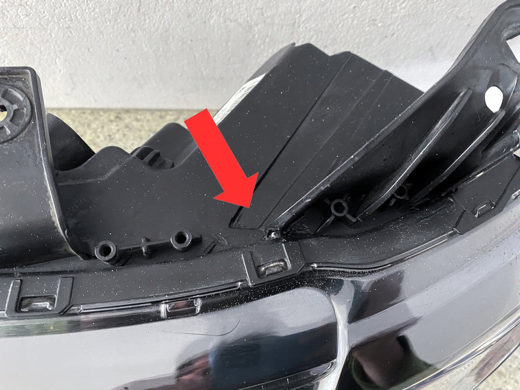 Frontscheinwerfer Mitsubishi III 8301D3-31 LED Links Scheinwerfer Headlight