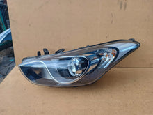 Laden Sie das Bild in den Galerie-Viewer, Frontscheinwerfer Hyundai I30 92101A6020 LED Links Scheinwerfer Headlight