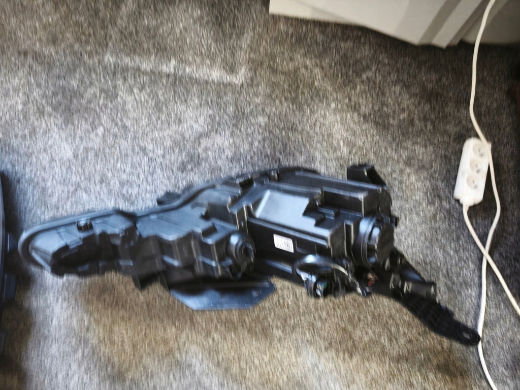 Frontscheinwerfer Hyundai Elantra 92101F26000 Links Scheinwerfer Headlight SCH8317220279qm