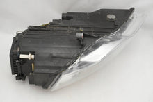 Laden Sie das Bild in den Galerie-Viewer, Frontscheinwerfer VW Passat 3C0941751K Links Scheinwerfer Headlight SCH3062170557jv