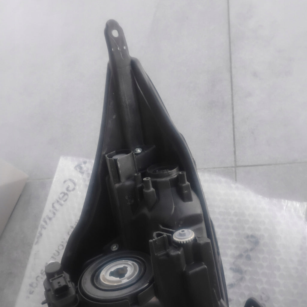 Frontscheinwerfer Toyota Aygo X Rechts Scheinwerfer Headlight SCH9533921850el