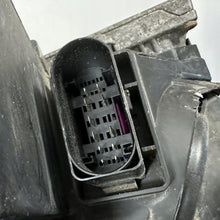 Load image into Gallery viewer, Frontscheinwerfer Audi A4 1305236055 Xenon Rechts Scheinwerfer Headlight SCH2820337471lk