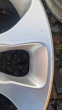 Load image into Gallery viewer, 1x Alufelge 17 Zoll 6.5" 5x112 38ET Glanz Silber A1564011700 Mercedes-Benz Gla FEL4366558174dy