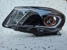 Laden Sie das Bild in den Galerie-Viewer, Frontscheinwerfer Mercedes-Benz Cla 1179067900 030127927500 Xenon Links SCH5358440272oc