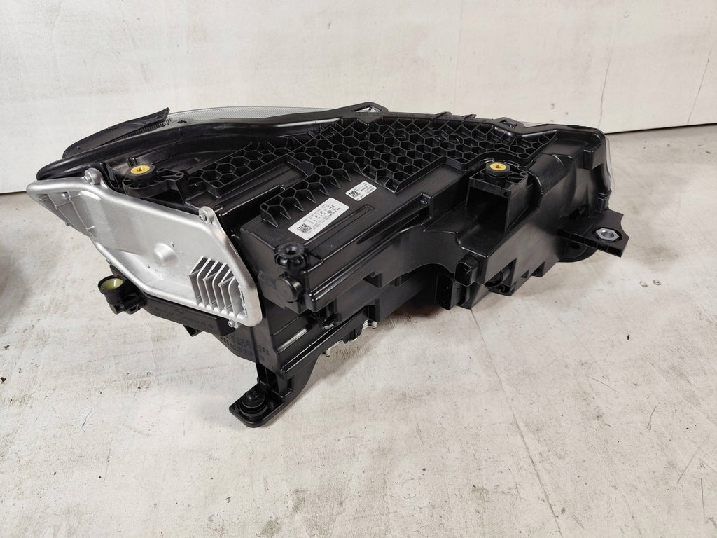 Frontscheinwerfer VW Caddy V 2K8941035AF 12041010001 Full LED Links Headlight SCH4899003741xk