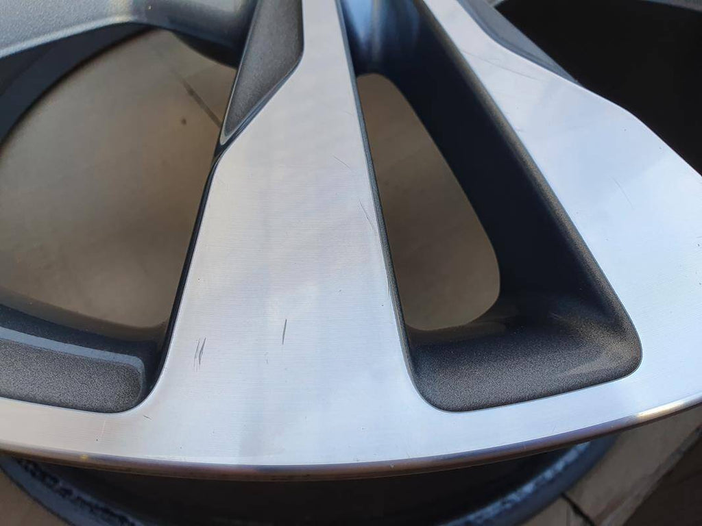 4x Alufelge 18 Zoll 7.5" 5x112 44ET Glanz Graphit A2054012802 Mercedes-Benz Mg