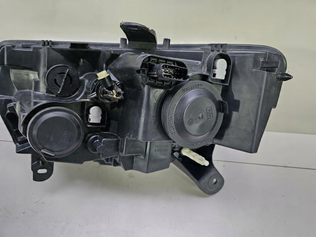 Frontscheinwerfer Dacia Logan Sandero II 90114431 260103529R Rechts Headlight