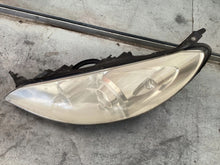 Laden Sie das Bild in den Galerie-Viewer, Frontscheinwerfer Peugeot 407 16110900 Links Scheinwerfer Headlight SCH2976740109rh