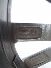 Laden Sie das Bild in den Galerie-Viewer, 1x Alufelge 17 Zoll 7.0" 5x100 46ET 5JJ601025B Skoda Rapid Rim Wheel FEL6111539126pj