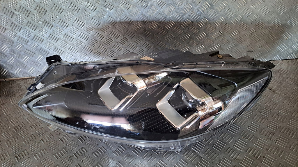 Frontscheinwerfer Ford Kuga LV4B-13E017-AL LED Ein Stück (Rechts oder Links) SCH2469780350gg