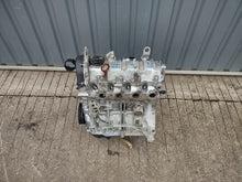Load image into Gallery viewer, Motor VW Golf VI II CBZ 1.2 TSI 112TKm 2012 Benzin Engine Unkomplett MOT5993175028as