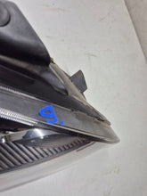 Laden Sie das Bild in den Galerie-Viewer, Frontscheinwerfer Hyundai I30 92102-2R000 Rechts Scheinwerfer Headlight SCH2575173858ji