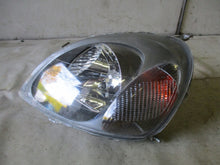 Load image into Gallery viewer, Frontscheinwerfer Toyota Yaris Links Scheinwerfer Headlight