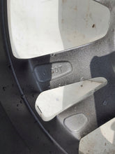 Load image into Gallery viewer, 1x Alufelge 16 Zoll 6.0&quot; 5x100 45ET Lexus Rim Wheel