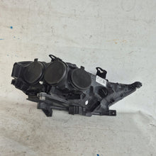 Laden Sie das Bild in den Galerie-Viewer, Frontscheinwerfer Audi A1 82A941003 Links Scheinwerfer Headlight