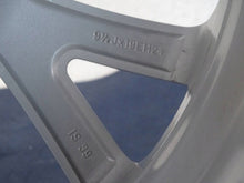 Laden Sie das Bild in den Galerie-Viewer, 1x Alufelge 19 Zoll 5x120 6775993 BMW 7 F01 F02 F03 F04 F07 Rim Wheel FEL7805234457en