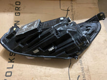 Laden Sie das Bild in den Galerie-Viewer, Frontscheinwerfer Ford Focus MX7B-13E014-ED Rechts Scheinwerfer Headlight SCH2928800599dv