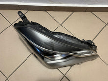 Load image into Gallery viewer, Frontscheinwerfer Toyota Yaris Rechts Scheinwerfer Headlight SCH4182991703yz