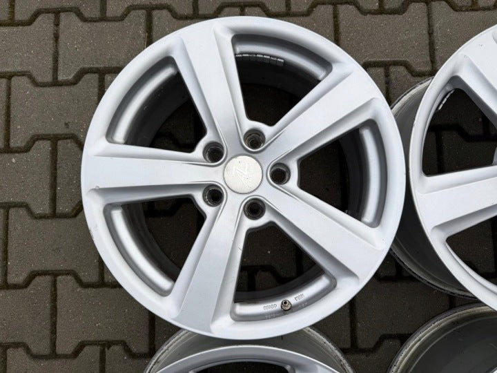 4x Alufelge 17 Zoll 7.5" 5x112 48ET Glanz Silber Audi A4 A3 Rim Wheel FEL2690395664mg