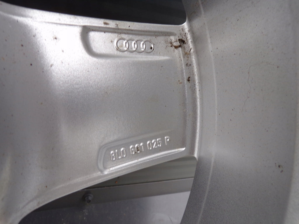 1x Alufelge 15 Zoll 6.0" 5x100 38ET Glanz Silber 8L0601025 Audi A3 Rim Wheel