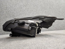 Laden Sie das Bild in den Galerie-Viewer, Frontscheinwerfer Renault Captur II 260104525R LED Rechts Scheinwerfer Headlight SCH7392322779kt