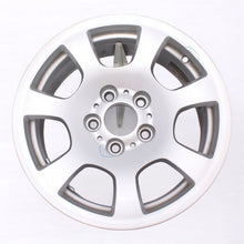 Load image into Gallery viewer, 1x Alufelge 16 Zoll 7.0&quot; 5x120 20ET Glanz Silber 6762000 BMW 1 Rim Wheel