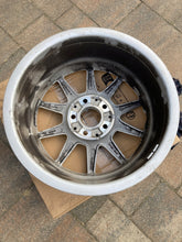 Load image into Gallery viewer, 1x Alufelge 16 Zoll 6.5" 5x112 44ET Glanz Silber A1774011100 Mercedes-Benz FEL3925162013go